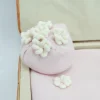 Le Coconnè Cappello Rosa con Ricami per Neonate